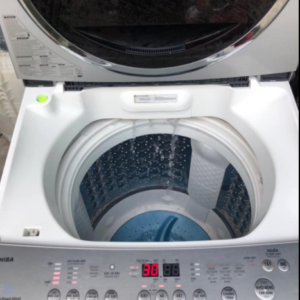 Máy giặt Toshiba (10kg) inverter tiết kiệm điện mới 90%