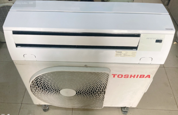 Máy lạnh cũ Toshiba 1,5hp RAS - 12SKPX-V mới 90%