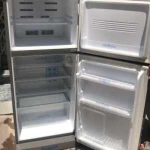 Tủ lạnh Aqua 180 lít mới 90%