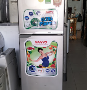 Tủ Lạnh cũ Sanyo SR-145RN (143Lít) mới 85%
