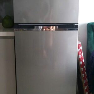 Tủ lạnh Electrolux 210l inverter mới 90%