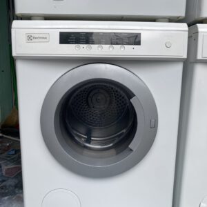 Máy Sấy Quần Áo Cũ Electrolux 7,5kg Mới 95% Giá rẻ Tại Sài Gòn